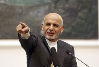 Əfqanıstan prezidenti ölkədən maşın dolu pulla qaçdı 