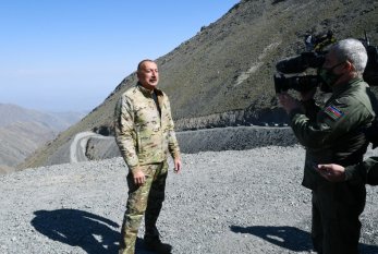 İlham Əliyev: "Biz dədə-baba torpaqlarımıza Ermənistan faşizminin başını əzərək qayıtdıq" 