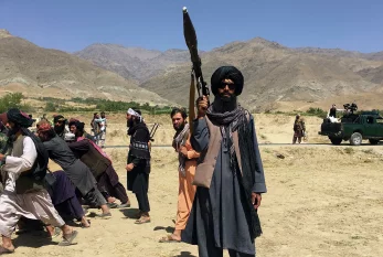 Taliban minlərlə insanı Pəncşirdən qovdu 