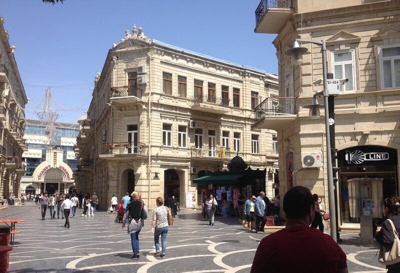 “Tarqovı”da dirək aşdı - FOTO