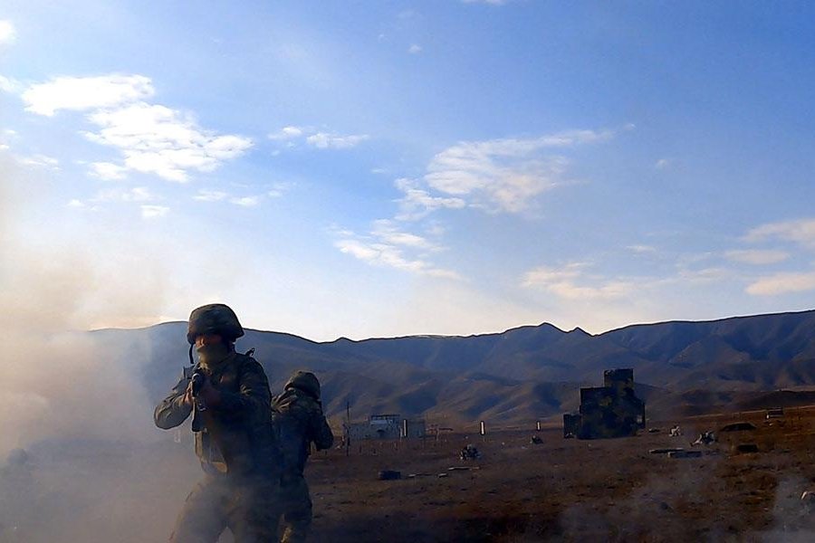 MN: "Azərbaycan Ordusunun komandolarının hazırlığına xüsusi diqqət yetirilir" 