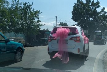 Azərbaycanda DƏHŞƏTLİ OLAY: Toy karvanında 150 ilə gedən avtomobil aşdı