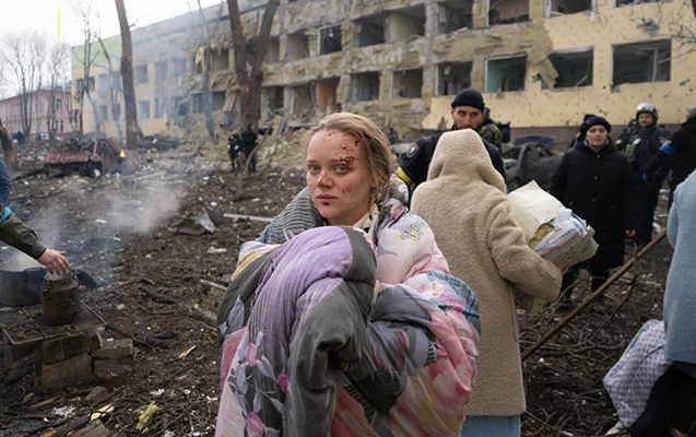 Mariupolda doğum evinin bombalanmasından sonra - Dəhşətli GÖRÜNTÜLƏR