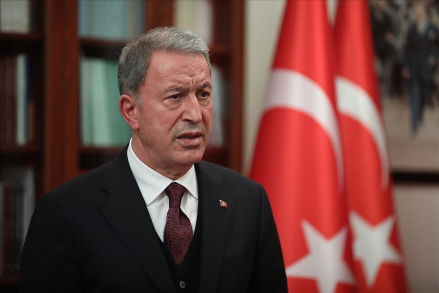 Hulusi Akar Ukraynanın müdafiə naziri ilə telefonla danışdı 