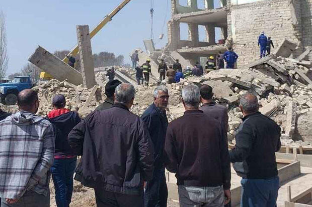 Baş Prokurorluq çökən bina ilə bağlı yeni məlumat yayıb 