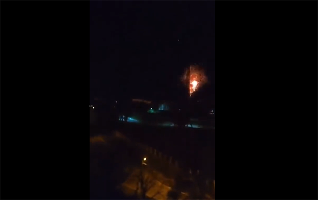 Ukrayna Xerson televiziya qülləsini vurdu - Video