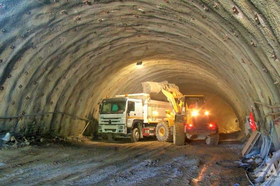 Horadiz-Cəbrayıl-Zəngilan-Ağbənd yolunun tikintisi sürətlə davam etdirilir - FOTO