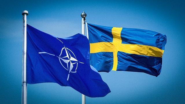 İsveç NATO-ya üzvlük sənədini İMZALADI 