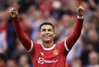 Ronaldo 2-ci dəfə ayın oyunçusu seçildi 