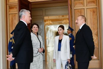 Litva Prezidenti və xanımının şərəfinə rəsmi ziyafət verildi 