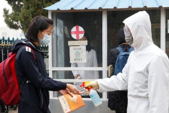 Şimali Koreyada bir gündə 220 minə yaxın koronavirus hadisəsi qeydə alındı 