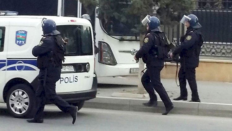 Polis Bərdədə əməliyyat keçirdi, 3 nəfər saxlanıldı 