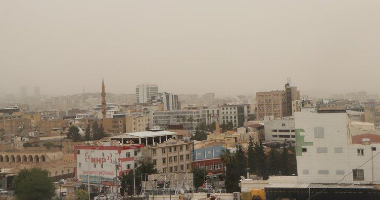 Türkiyənin bir çox yerlərində toz dumanı müşahidə olunur 