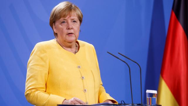 Merkel ilk dəfə Rusiya-Ukrayna müharibəsinə münasibət bildirib 