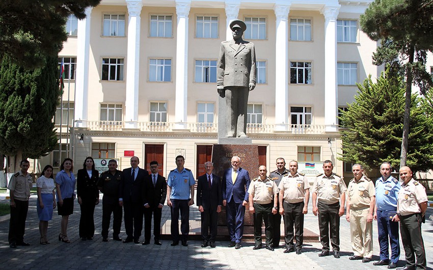 NATO-nun təhsil ekspertləri Azərbaycana gəlib 