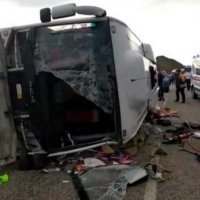 Türkiyədə turistləri daşıyan avtobus aşıb, 1 nəfər ölüb, 22 nəfər yaralanıb 