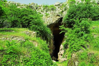 Bir qrup səyyah və bloger Azıx mağarasında olub 