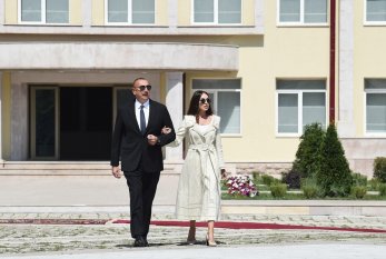 Prezident və xanımı Müslüm Maqomayevin abidəsinin açılışında - YENİLƏNİB