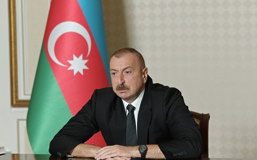 İlham Əliyev Laçında Azərbaycan Bayrağını ucaltdı 