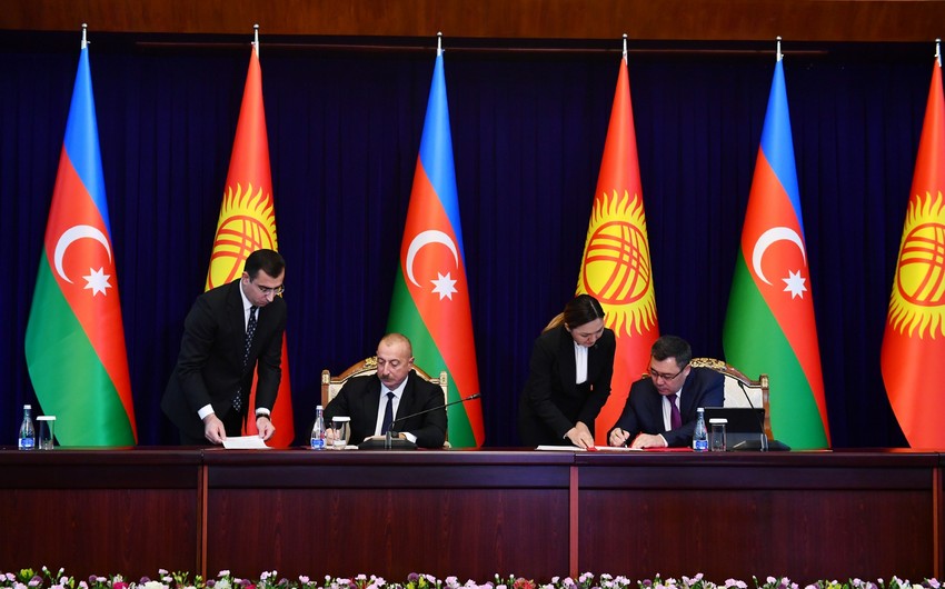 Azərbaycan-Qırğızıstan sənədləri imzalandı 