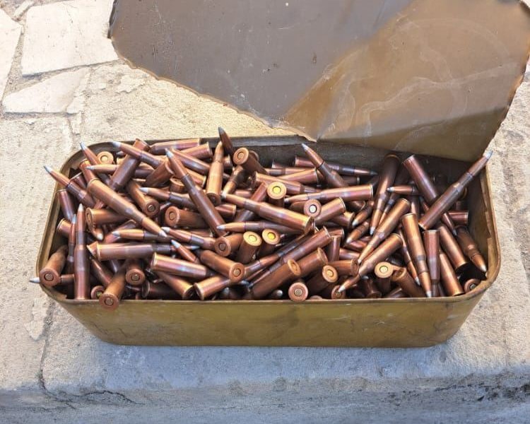 Laçın rayonunda silah-sursat aşkarlanıb - FOTO
