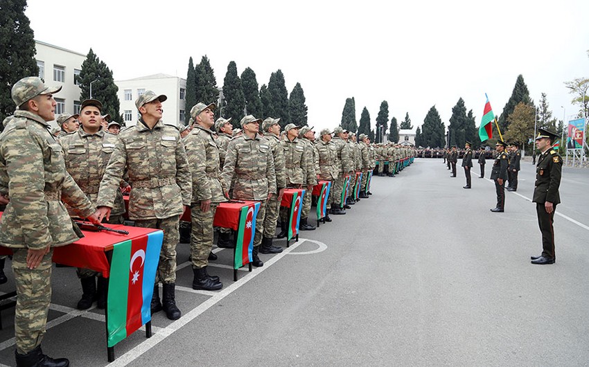 Azərbaycan Ordusunda andiçmə mərasimləri keçirildi 