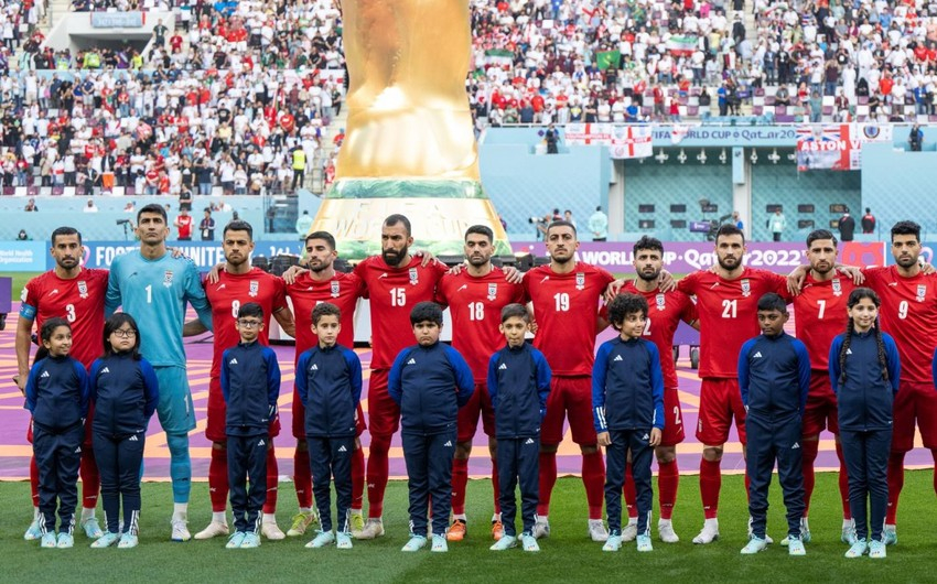 İran millisinin futbolçuları dövlət himnini oxumayıblar 