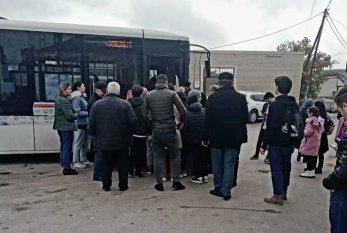 Binəqədinin 133 dərdi: 30 dəqiqədən bir gələn avtobus, yollarda donan camaat... 