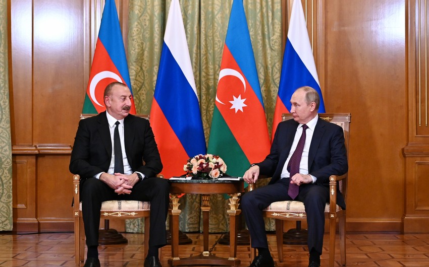 Vladimir Putin İlham Əliyevə zəng etdi 