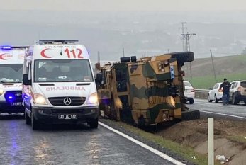 Türkiyədə hərbi maşın aşdı - YARALANANLAR VAR
