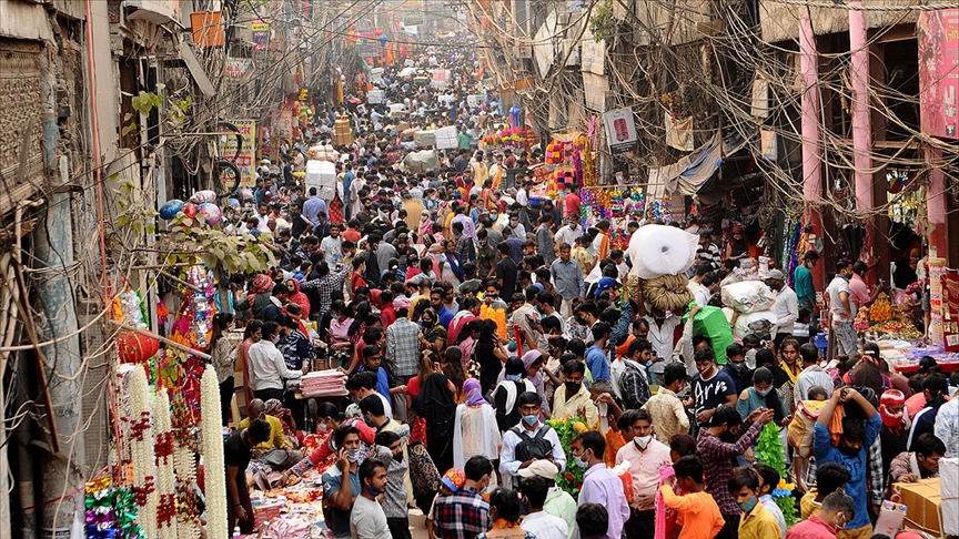 Hindistan əhalisinin sayına görə Çini ÖTƏCƏK