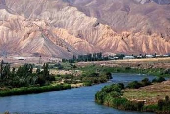 İran Araz çayından yeni su kəmərinin çəkilişinə BAŞLADI