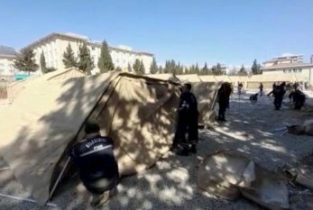 FHN Kahramanmaraşda daha üç ünvanda növbəti çadır şəhərcikləri qurub — FOTO/VİDEO