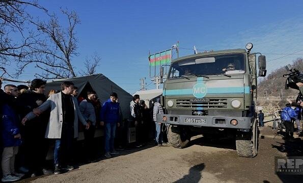 Sülhməramlıların 46 maşını aksiya ərazisindən keçdi 