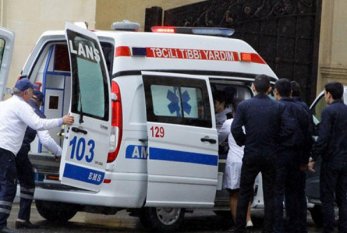 70 yaşlı kişi gəlini və nəvəsini ölümcül yaraladı 