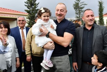 Prezidentin Talış kəndinin balaca sakini ilə fotosu gündəm oldu- FOTO