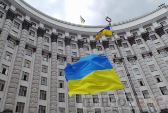 Ukraynada üç nazir istefa ərizəsi yazdı 