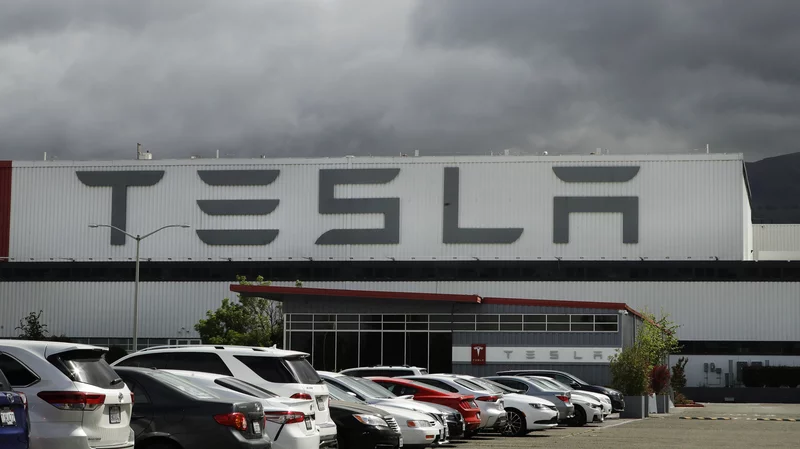 “Tesla” keçmiş işçisinə məhkəmədə uduzdu: 3,2 milyard dollar... 