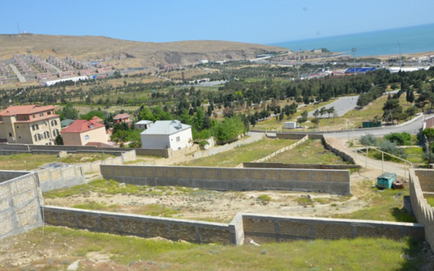 Bakıda torpaq sahibi olmaq nə dərəcədə asandır? 