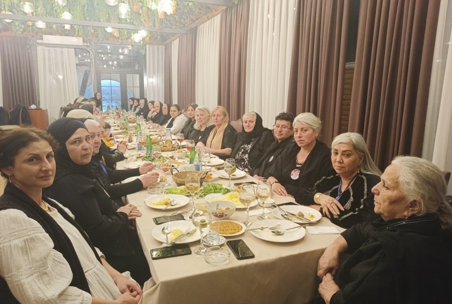 Şəhid ailələri üçün iftar süfrəsi təşkil edildi- FOTOLAR