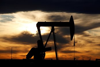“OPEC+” ölkələri kvotalarından geriləməni artırdı 