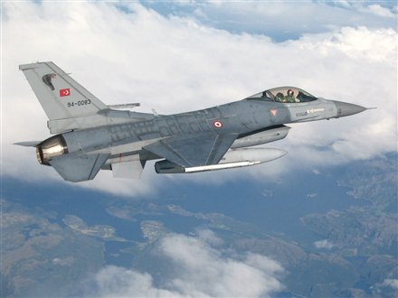 Ukraynaya F-16-lar göndərilir 