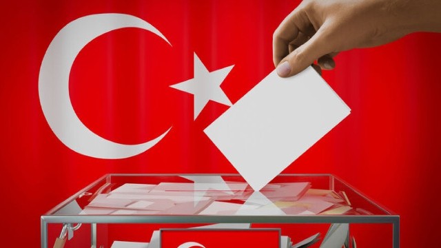 Sabah Türkiyədə prezident seçkilərinin ikinci turu keçiriləcək