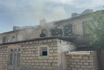 Şərurda yaşayış binası yandı - Video