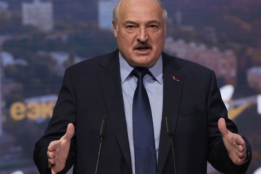 Bir neçə gün ərzində Rusiyadan nüvə silahı alacağıq - Lukaşenko