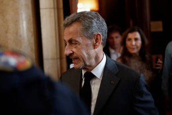 Fransanın keçmiş prezidentinin evində axtarış aparıldı 