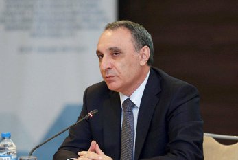 Kamran Əliyev Peterburq forumunda çıxış etdi 