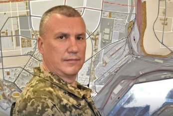 Zelenski Odessa hərbi komissarını işdən çıxarıb 