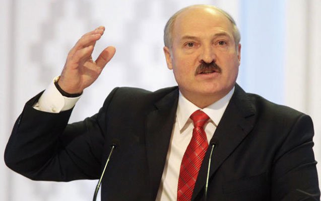 Lukaşenko Quranın yandırılmasından danışdı 