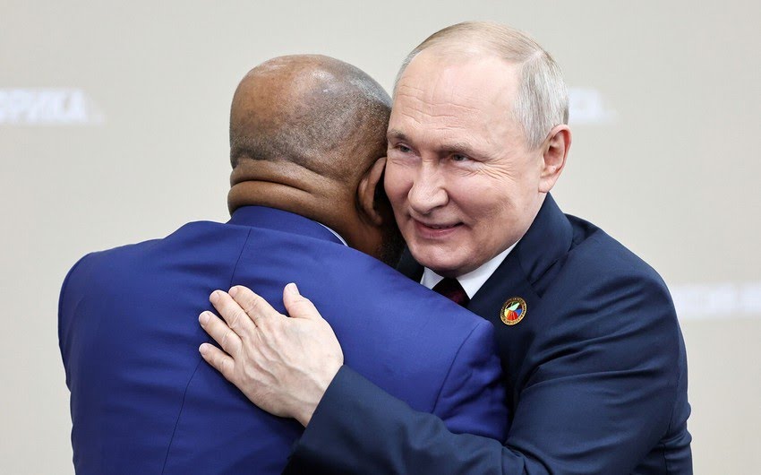 Rusiya Afrikanın borclarını silir